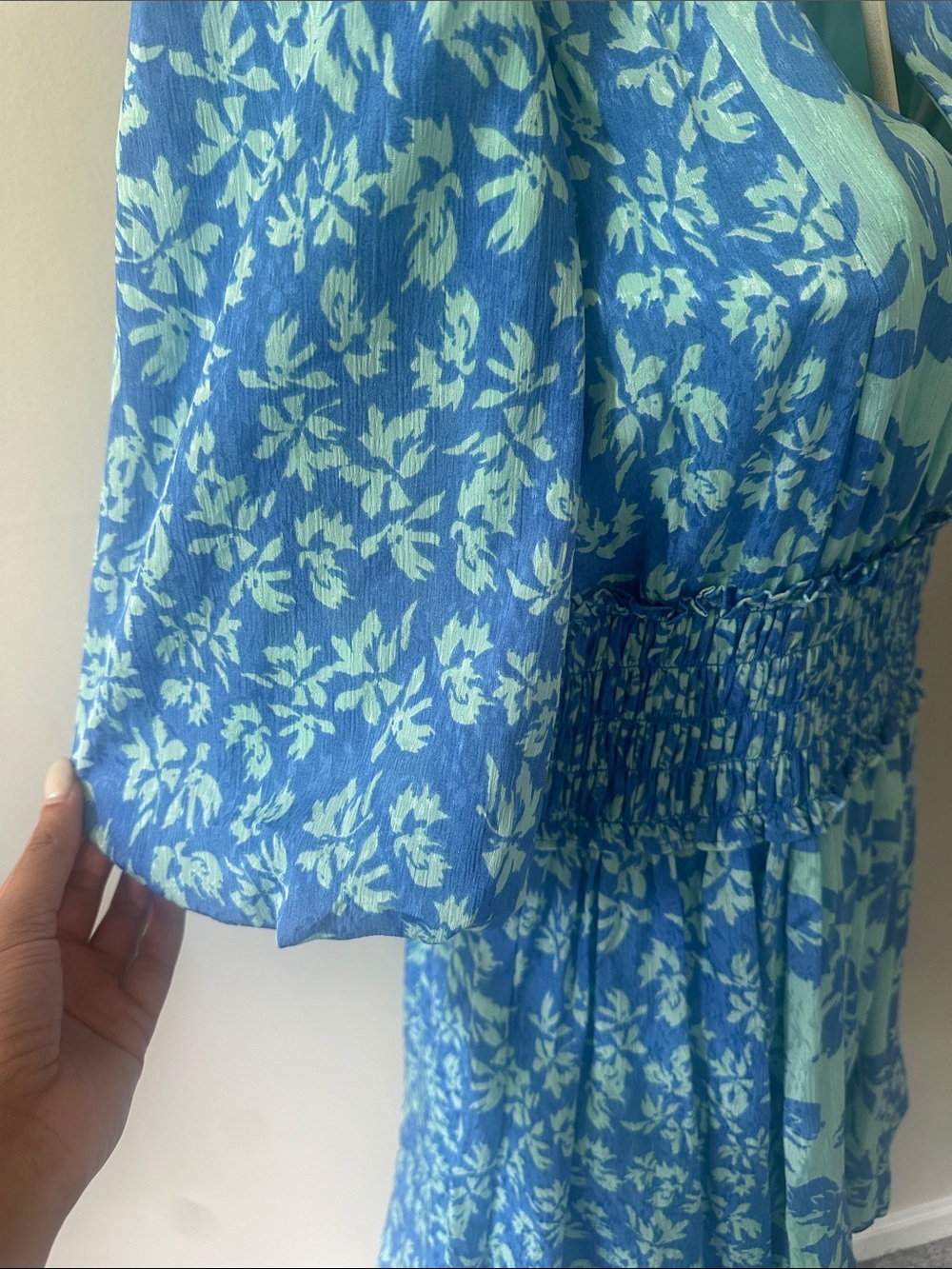 Taylor Mint and Blue Floral V-Neck Dress with Tie - Picture 4 of 5